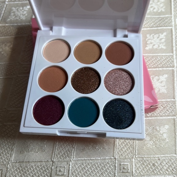 CHICA BEAUTY-Mini Fiesta Eyeshadow Palette - Picture 4 of 5